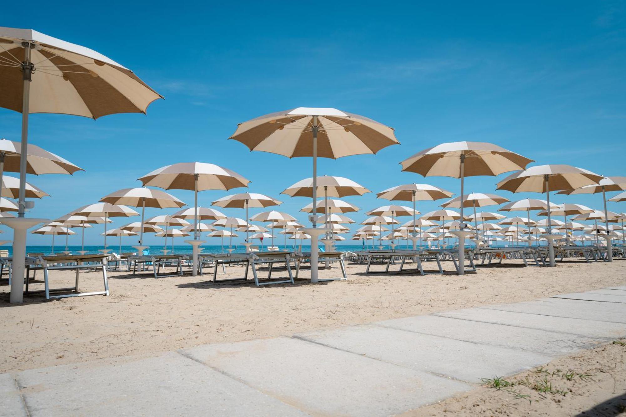 Hotel Club Del Sole Stork Family Collection Giulianova Exteriér fotografie